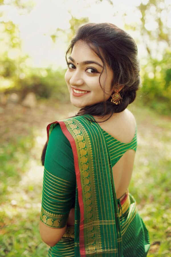 Green Blush - Pine Green Saree with Leaf Shape Golden Border 1 Pine Green Saree with Leaf Shape Golden Border