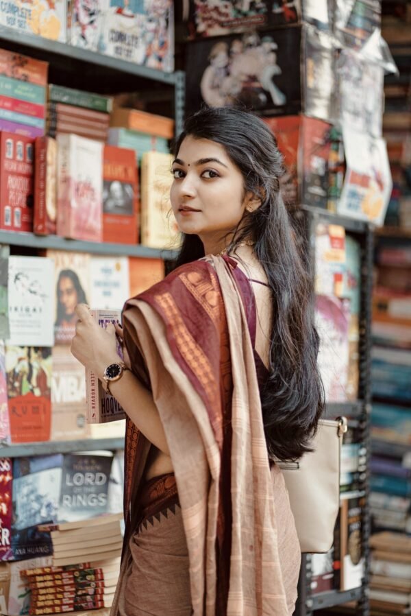 Light Brown and Maroon Pattern Border_Handloom Cotton Saree 1 Light Brown Colour Saree With Maroon Border