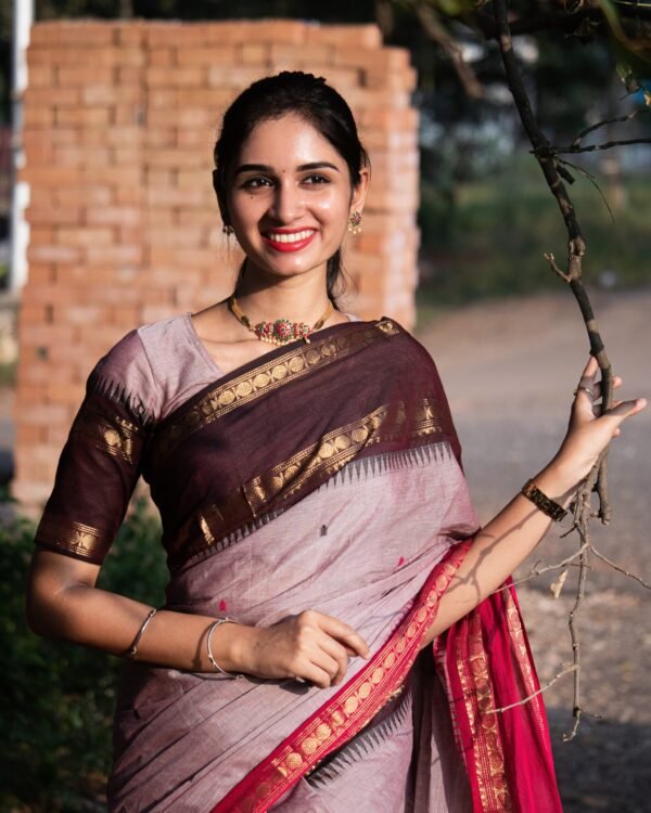Rose Sunset - Faded PurpleSaree With Chocolate Brown And Flemingo Pink Border 3 Rose Sunset - Faded Purple Saree with Chocolate Brown and Flamingo Pink Border