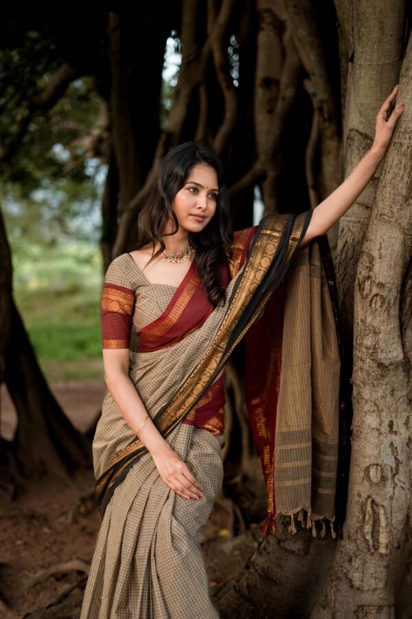 Checked Brown Kanchi Cotton Saree with Red Border