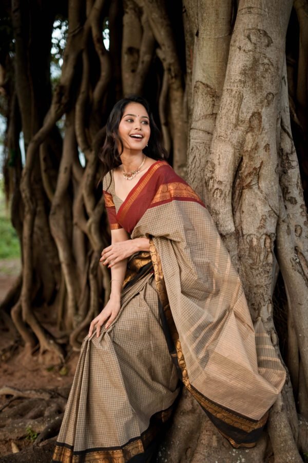 Checked Brown Kanchi Cotton Saree with Red Border