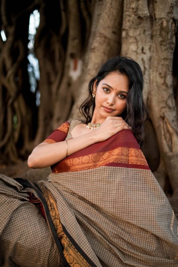 Checked Brown Kanchi Cotton Saree with Red Border