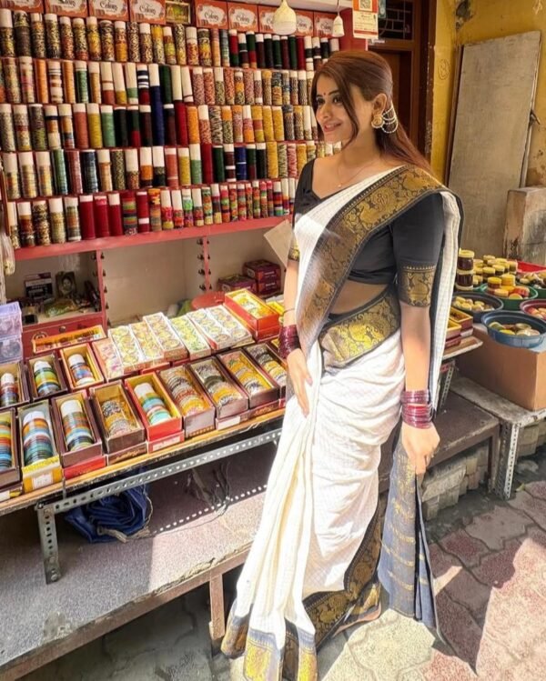 IMG-20250128-WA0006 White Checked Sungudi Cotton Saree with Annam Border