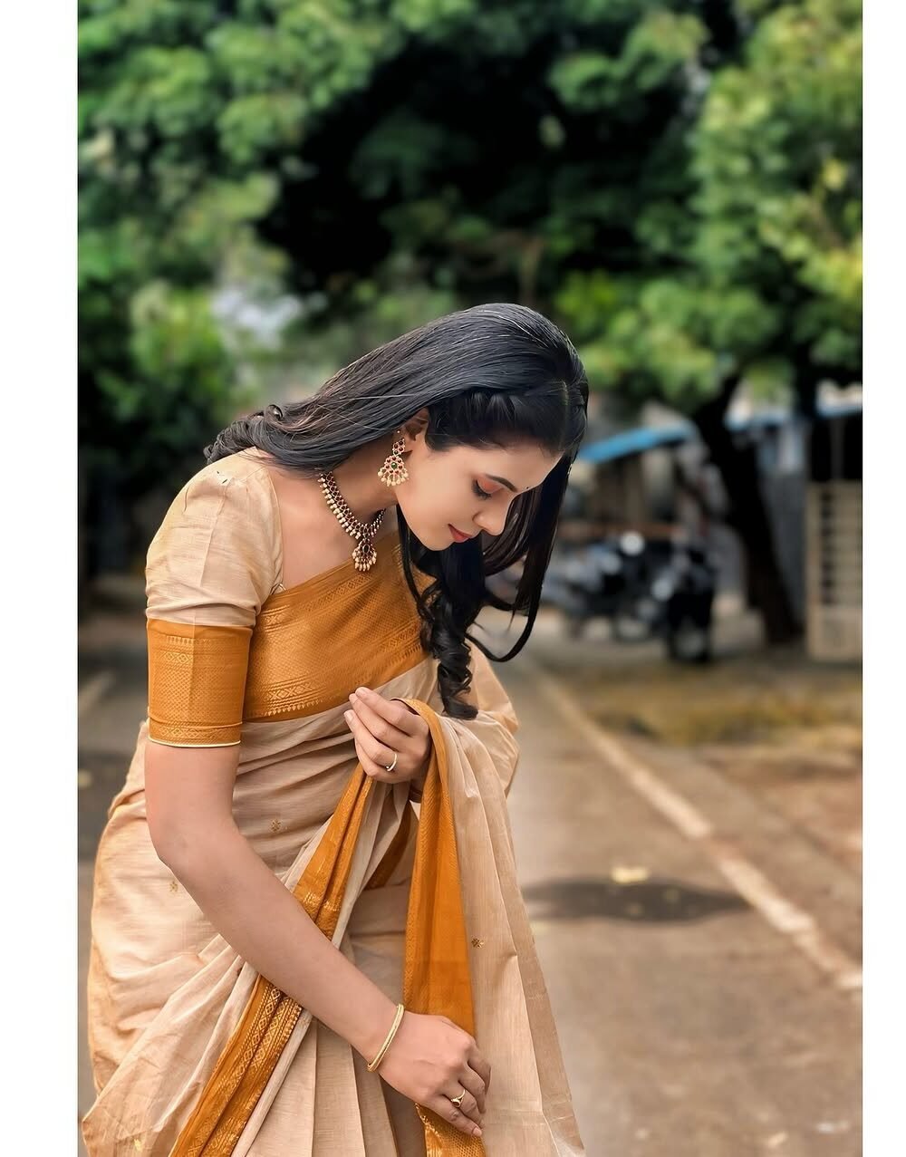 2025/05/1000086290.jpg Peach Color with Golden Border Kanchi Cotton Saree